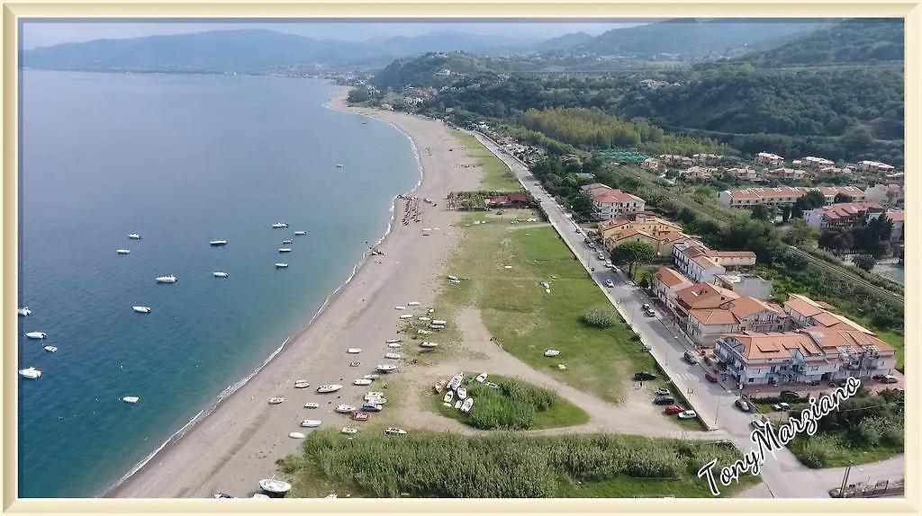 Chris Apartment Gioiosa Marea Ιταλία