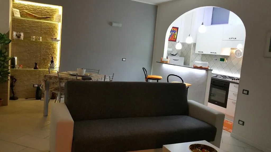 Chris Apartment Gioiosa Marea Ιταλία