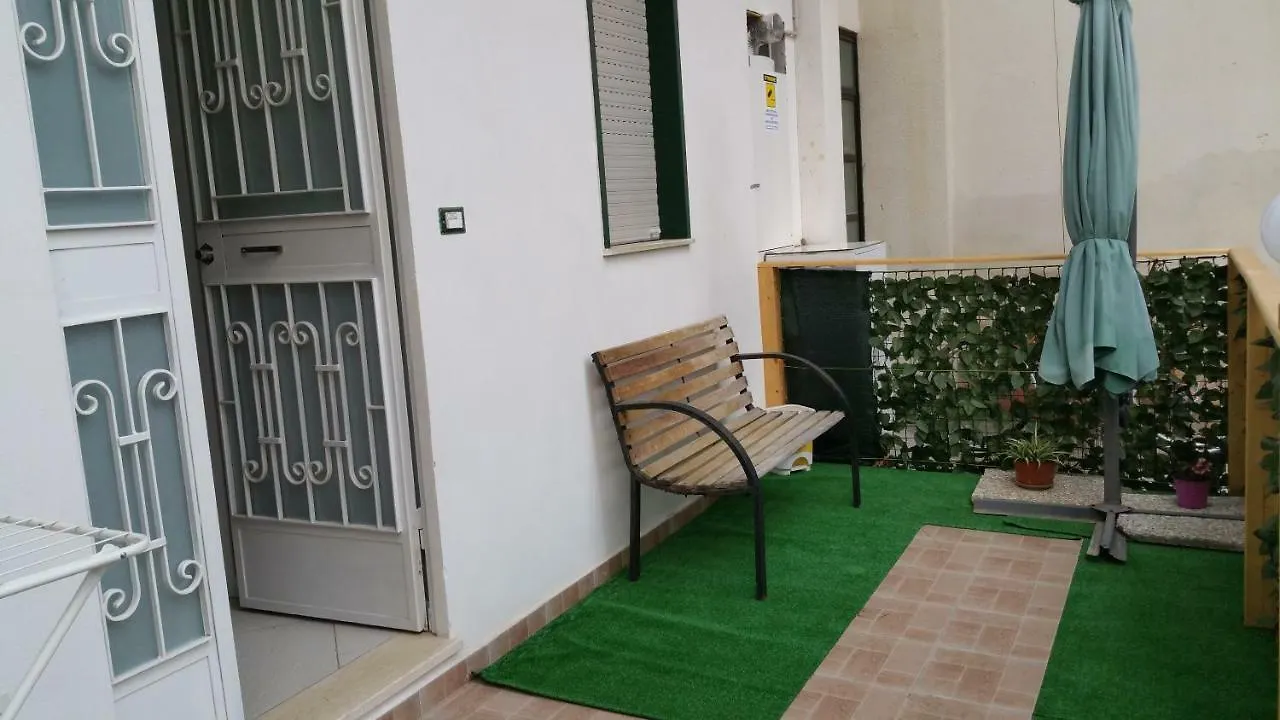 Chris Apartment Gioiosa Marea Ιταλία
